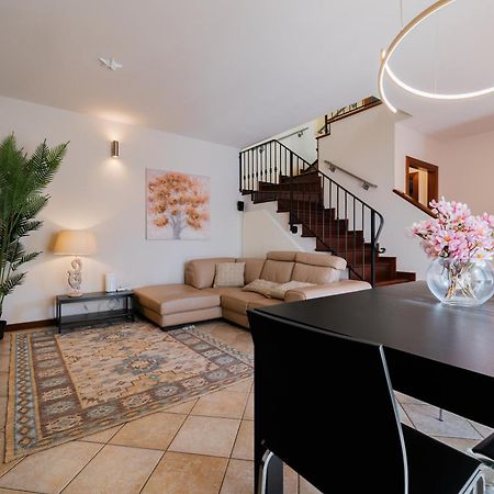 Casa Di Iaio - 90 M2 Apt With Free Wi-Fi, Netflix, Home Cinema & Parking Гориция Экстерьер фото
